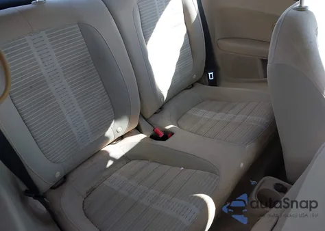 2014 Volkswagen Beetle 2.0T R-Line z USA, uszkodzony, nr VIN 3VWVT7AT9EM604985